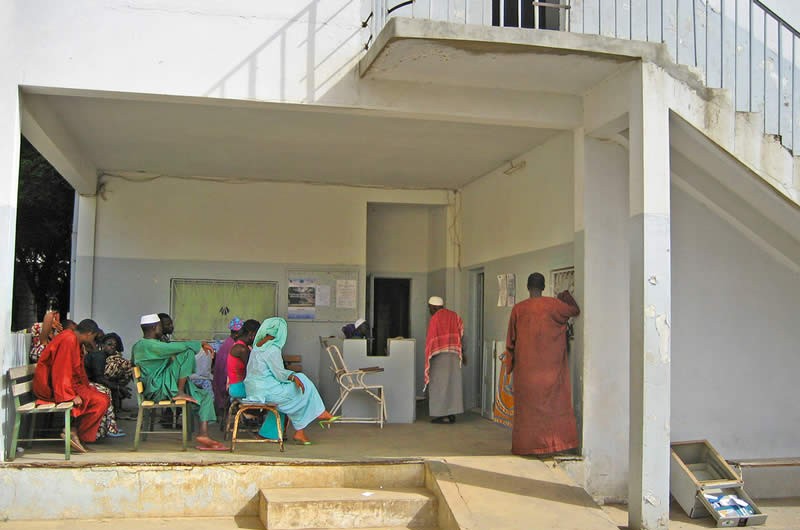 Hall d’attente d’un service d’ophtalmologie à Dakar. SÉNÉGAL. Daniel Etya'ale